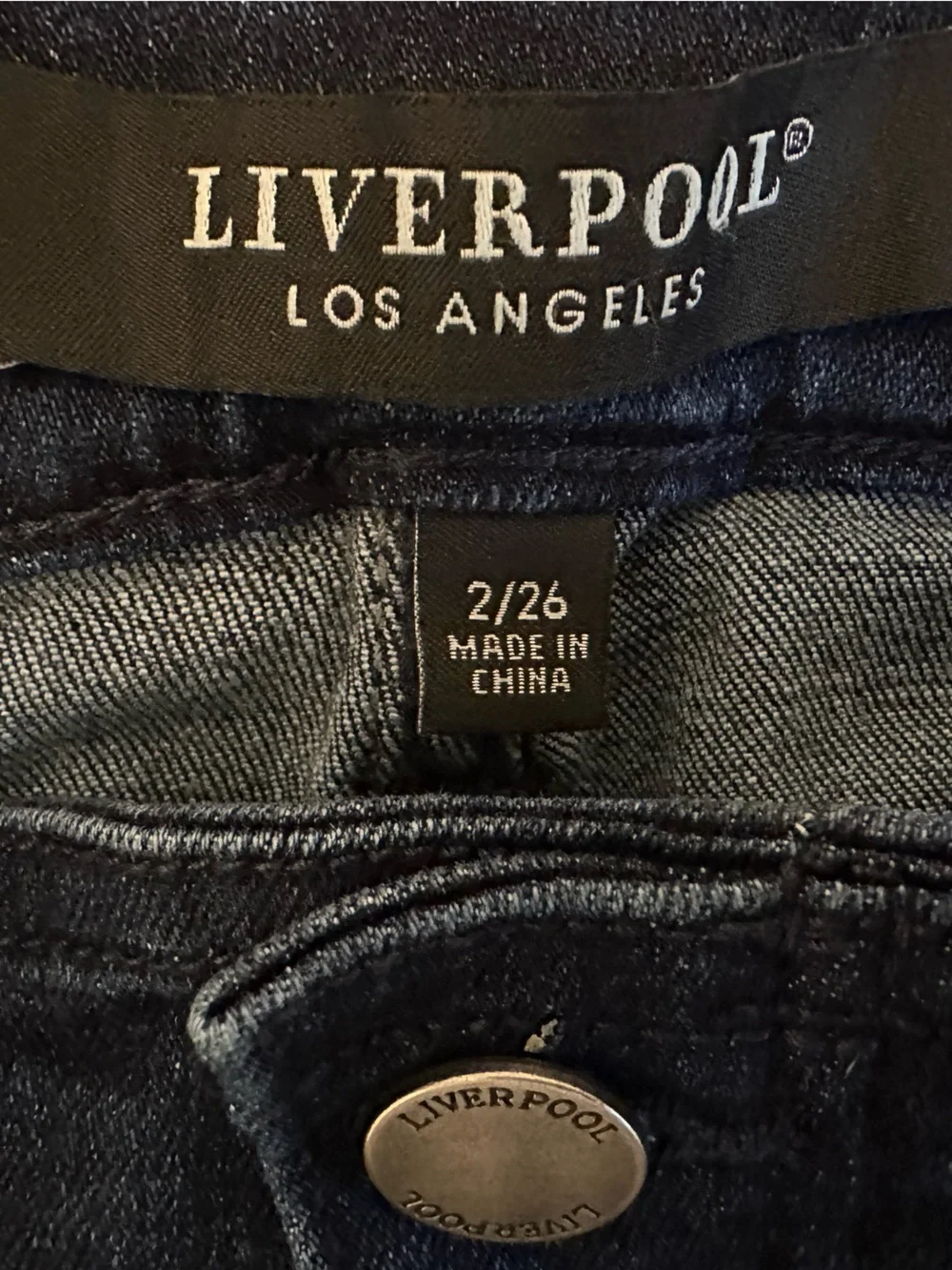 Liverpool Los Angeles 2/26 Cropped Kick Flare Jeans Raw Hem Ankle Slit Dark Wash